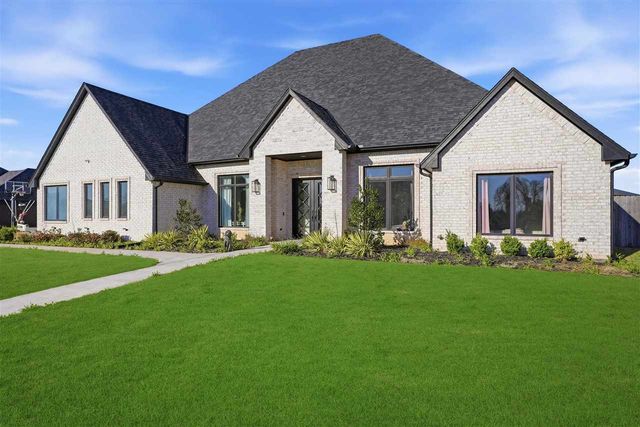 651 SW Eden Pl, Lawton, OK 73505