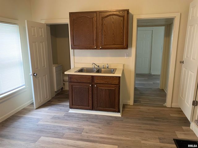 627 FAIRHOLM Avenue, Peoria, IL 61603