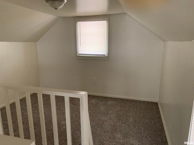 627 FAIRHOLM Avenue, Peoria, IL 61603