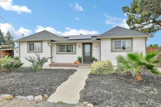 2661 Walnut Blvd, Brentwood, CA 94513