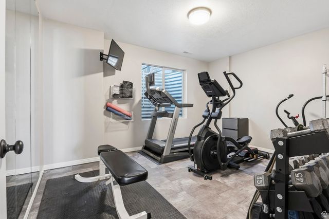 6541 W AVERY AVE, Highland, UT 84003