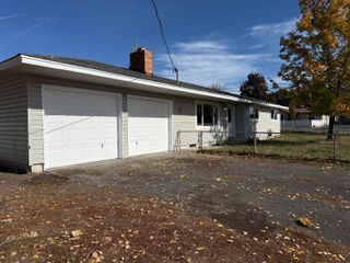 4199 Hilyard Avenue, Klamath Falls, OR 97603