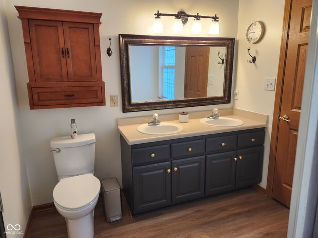 1189 Kinross Drive, Avon, IN 46123