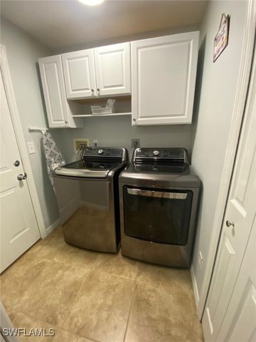 5301 Whitten DR 81, Naples, FL 34104