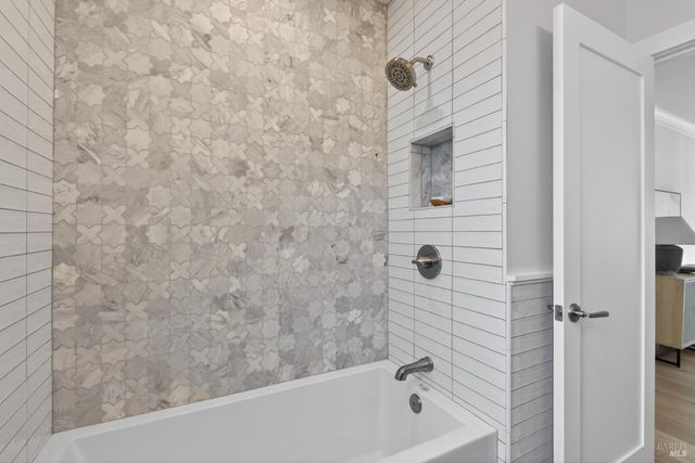 617 G St, Petaluma, CA 94952