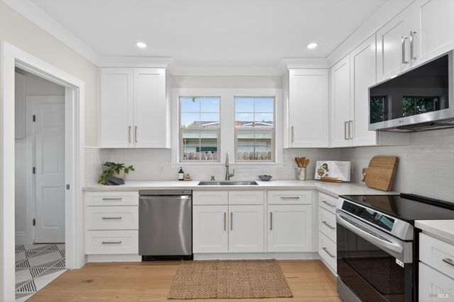 617 G St, Petaluma, CA 94952