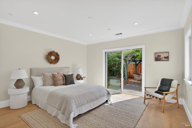 617 G St, Petaluma, CA 94952