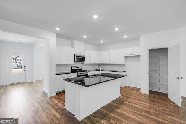 233 Groveton Court, Euharlee, GA 30145