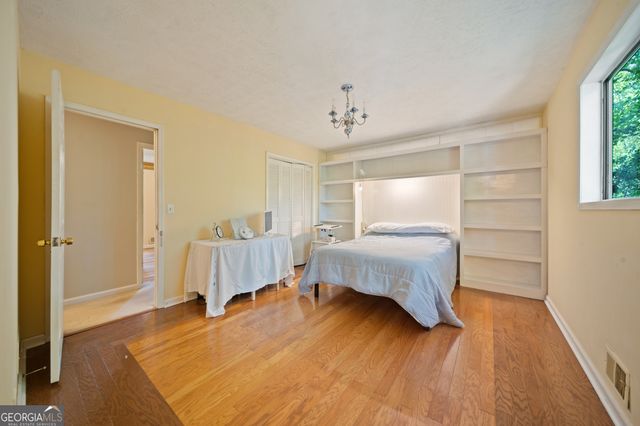 3045 Richmond Road, Woodstock, GA 30189