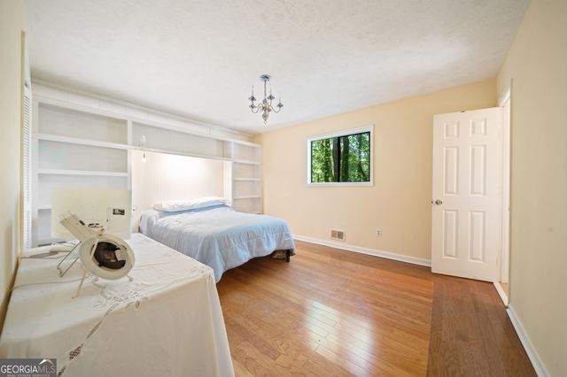 3045 Richmond Road, Woodstock, GA 30189