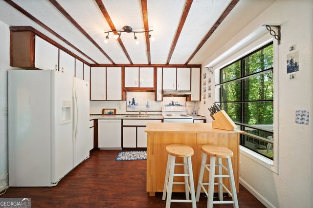 3045 Richmond Road, Woodstock, GA 30189