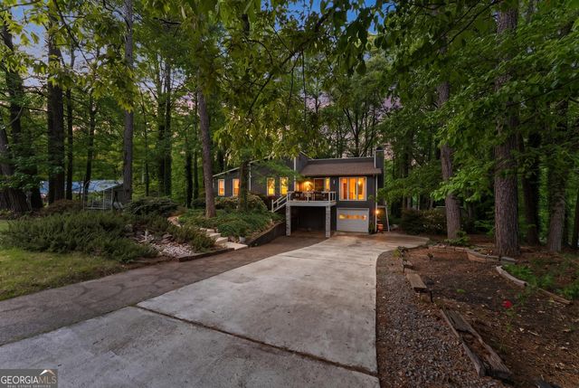 3045 Richmond Road, Woodstock, GA 30189