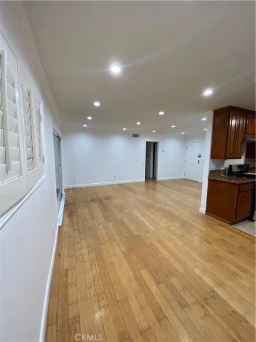 310 N Jackson Street 104, Glendale, CA 91206
