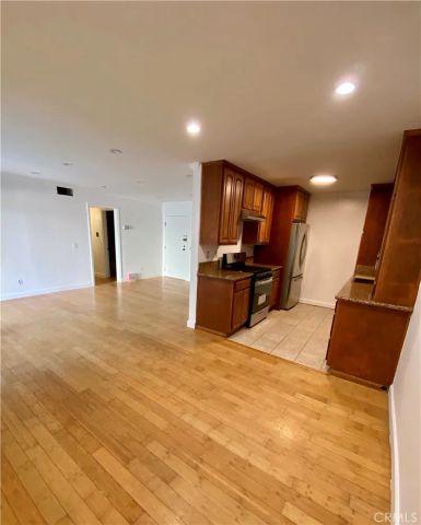 310 N Jackson Street 104, Glendale, CA 91206