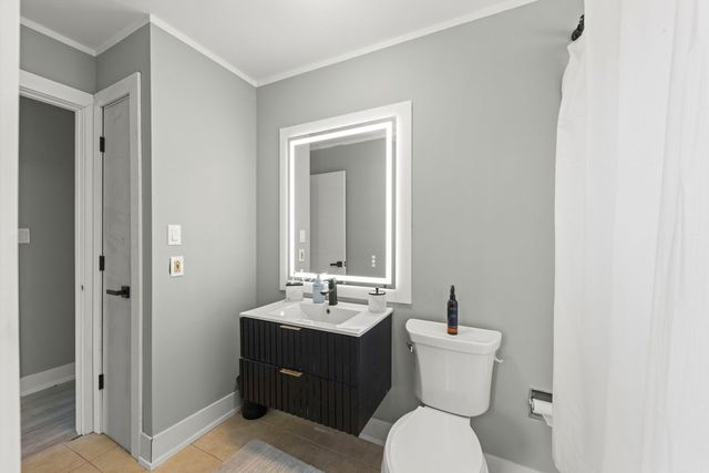 1364 Leslie Lane, Glendale Heights, IL 60139