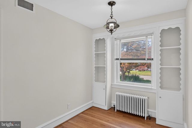 109 OAK ST, Elmer, NJ 08318
