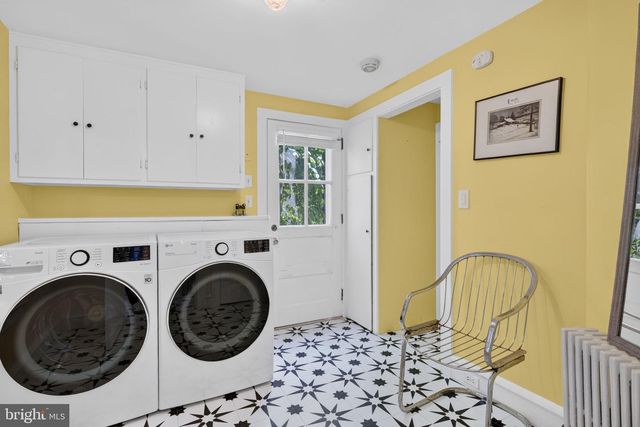 109 OAK ST, Elmer, NJ 08318