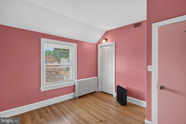 109 OAK ST, Elmer, NJ 08318