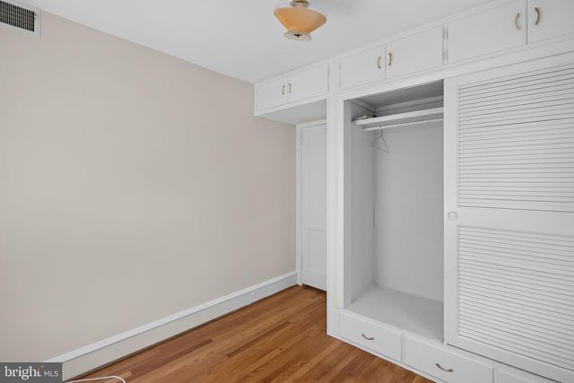 109 OAK ST, Elmer, NJ 08318