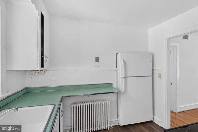 109 OAK ST, Elmer, NJ 08318
