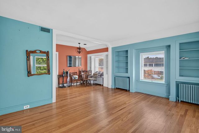 109 OAK ST, Elmer, NJ 08318