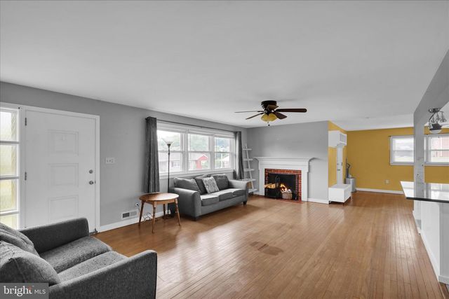3329 WILLOW GROVE AVE, Reading, PA 19605