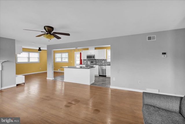 3329 WILLOW GROVE AVE, Reading, PA 19605
