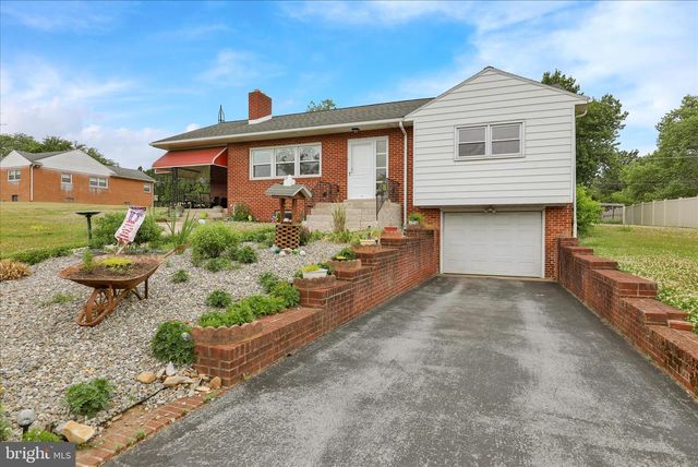 3329 WILLOW GROVE AVE, Reading, PA 19605