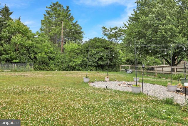3329 WILLOW GROVE AVE, Reading, PA 19605