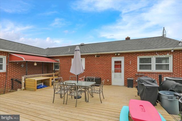 3329 WILLOW GROVE AVE, Reading, PA 19605