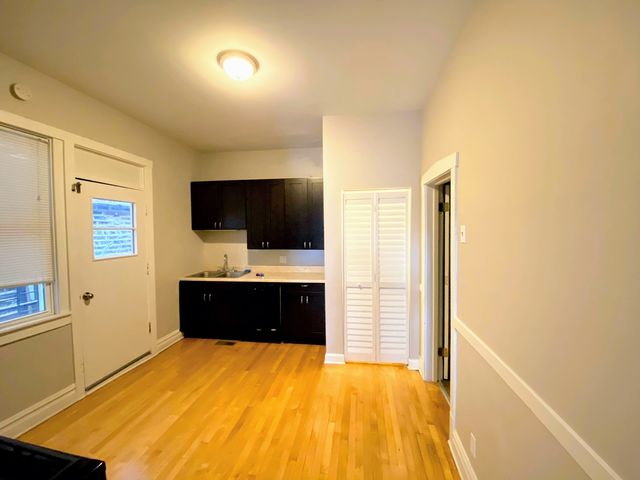 1751 W CULLERTON Street 1F, Chicago, IL 60608