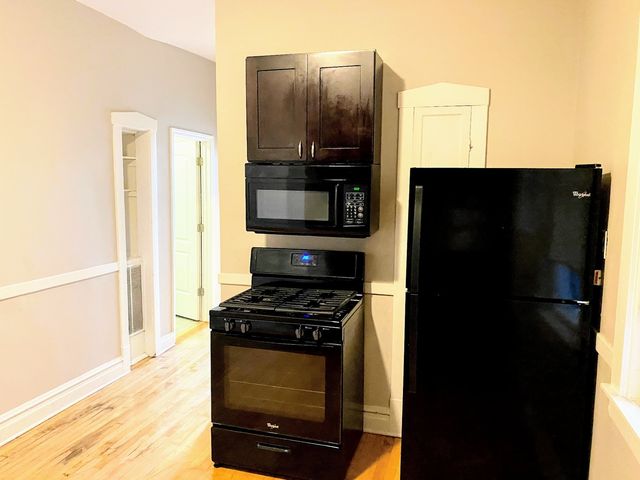 1751 W CULLERTON Street 1F, Chicago, IL 60608