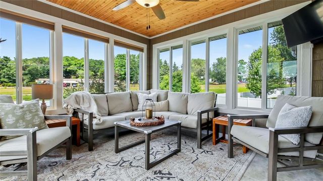 2168 Saint Andrews Drive, Altoona, WI 54720