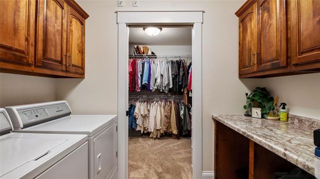 2168 Saint Andrews Drive, Altoona, WI 54720