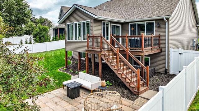 2168 Saint Andrews Drive, Altoona, WI 54720