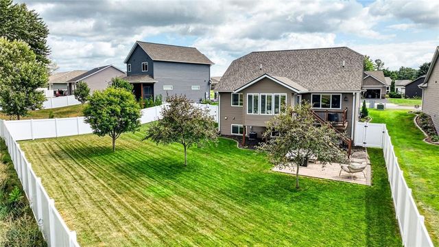 2168 Saint Andrews Drive, Altoona, WI 54720