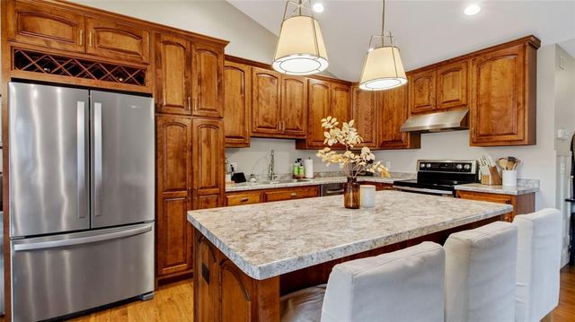 2168 Saint Andrews Drive, Altoona, WI 54720