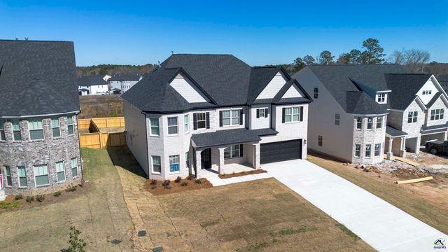 311 Garnet Drive, Bonaire, GA 31005