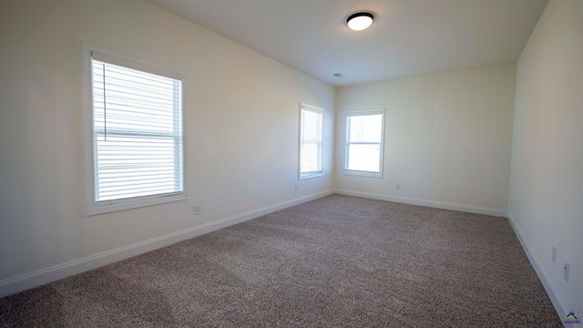 311 Garnet Drive, Bonaire, GA 31005