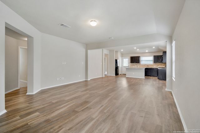 9028 LONGHORN PARK, Converse, TX 78109