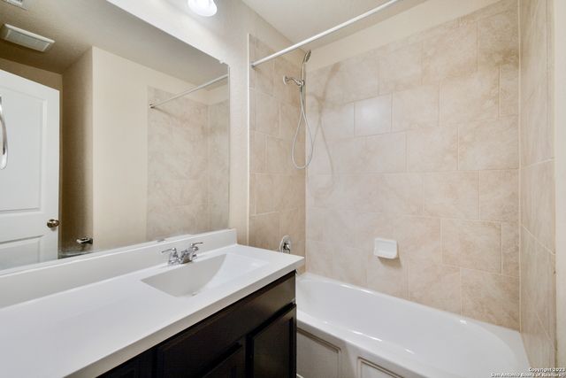 9028 LONGHORN PARK, Converse, TX 78109