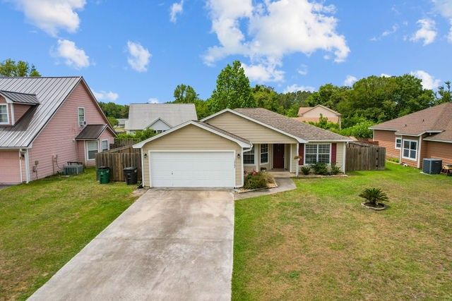 207 School House Creek Drive, St Marys, GA 31558