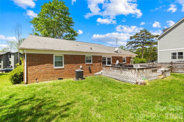 145 Driftwood Drive, Mooresville, NC 28117