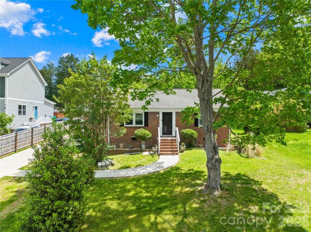 145 Driftwood Drive, Mooresville, NC 28117