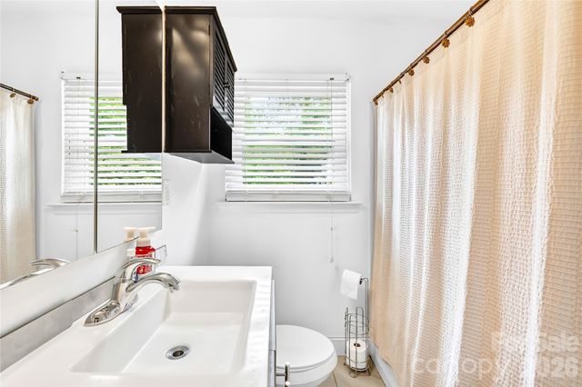 145 Driftwood Drive, Mooresville, NC 28117