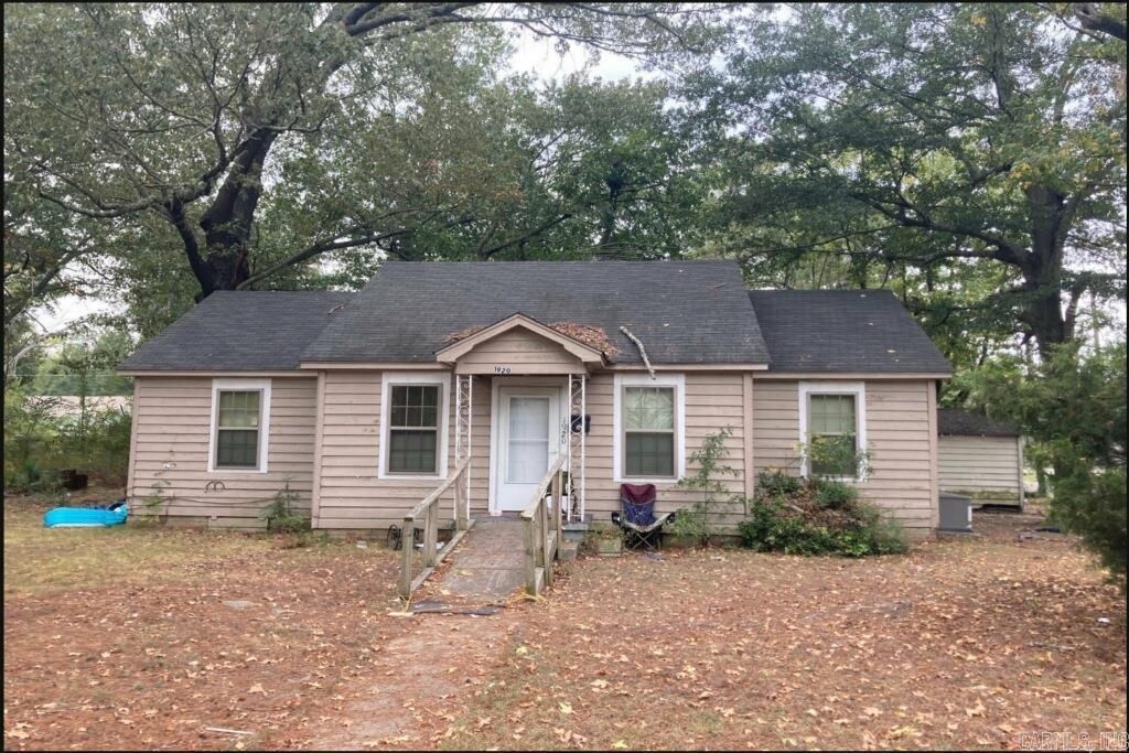 1920 W 25th Avenue, Pine Bluff, AR 71603