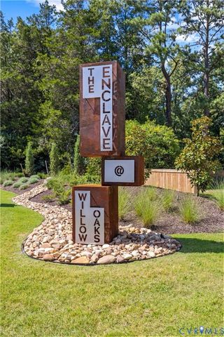 2705 Willoughton Ln, Richmond, VA 23225