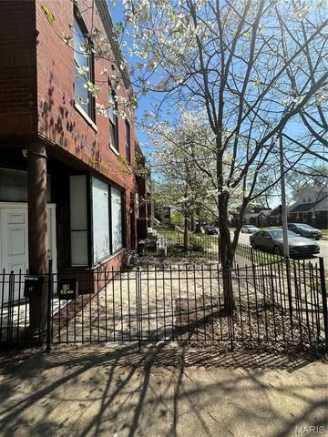 4173 Humphrey Street, St Louis, MO 63116