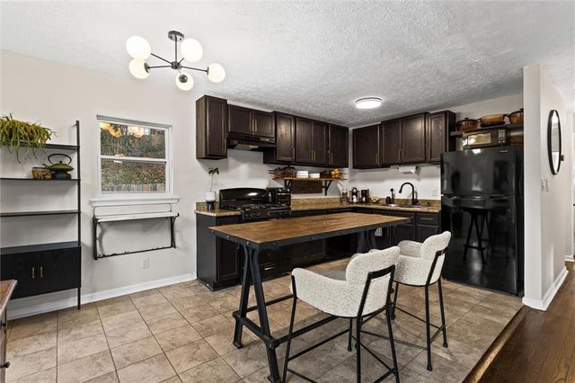 2466 Bouldercliff SE Way, Atlanta, GA 30316