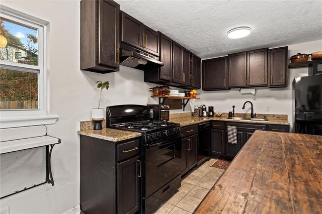 2466 Bouldercliff SE Way, Atlanta, GA 30316